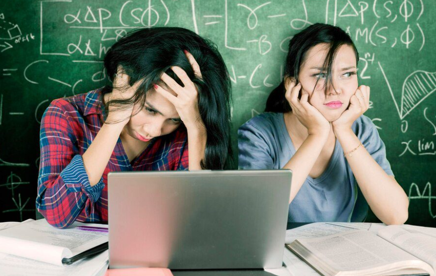 5 Common Academic Hurdles Every College Student Faces